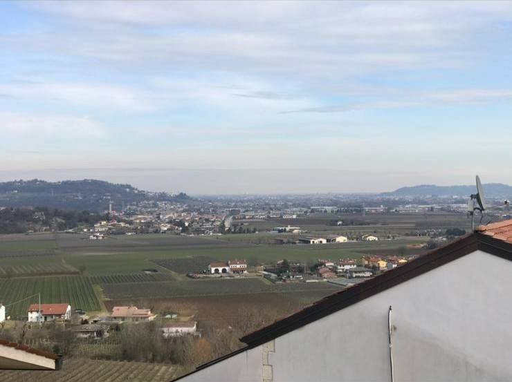 MONTECCHIO MAGGIORE – Porzione centrale di casa a schiera al grezzo
