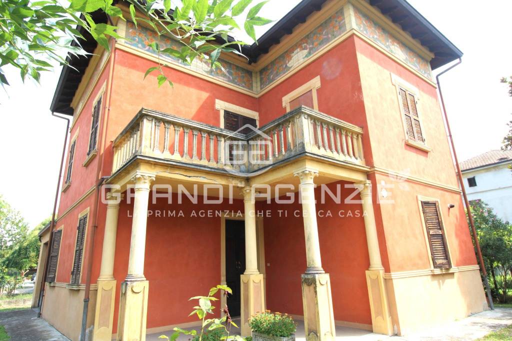 Villa in stile Liberty, un’eleganza che sa emozionare