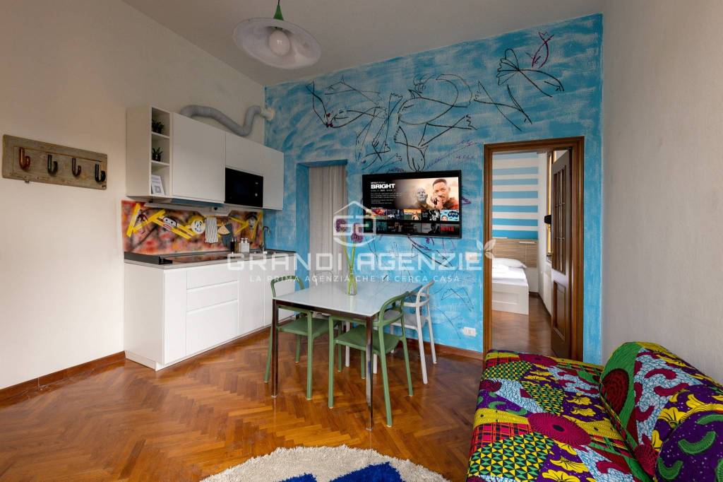 Piccolo gioiello ristrutturato in posizione strategica