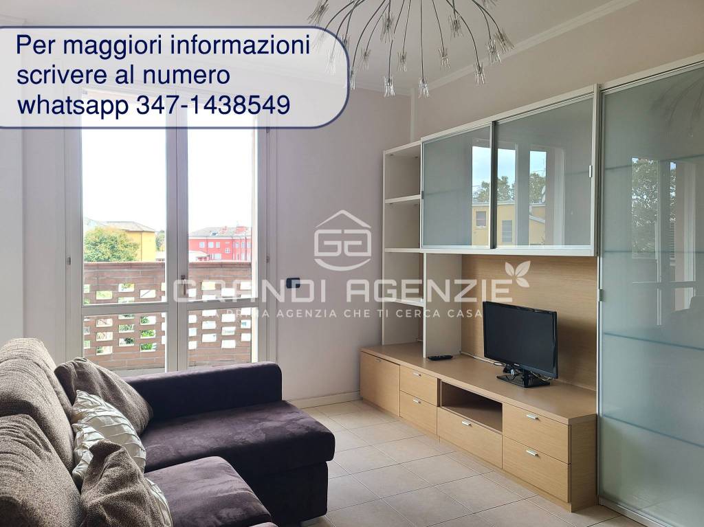 Bel trilocale su 2 livelli, con ampi sfoghi e doppi servizi