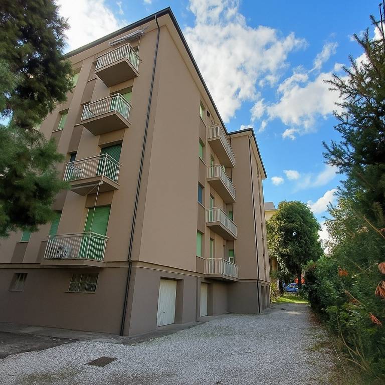 SANT’ANDREA – MINI APPARTAMENTO RISTRUTTURATO CON GARAGE