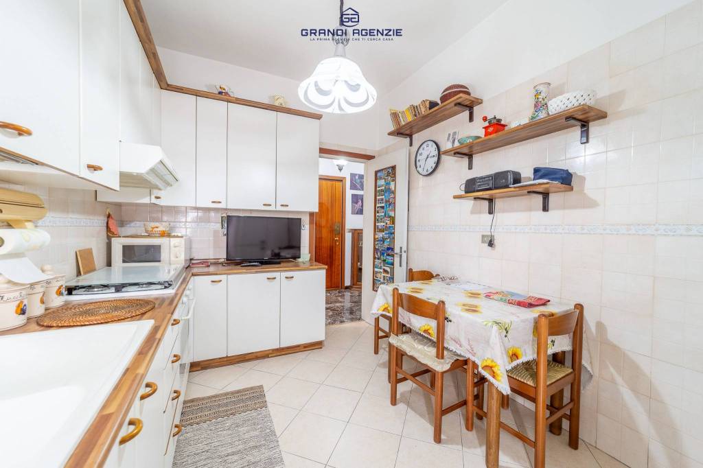 CAMERA MATRIMONIALE_ZONA OSPEDALE! SUPER OCCASIONE