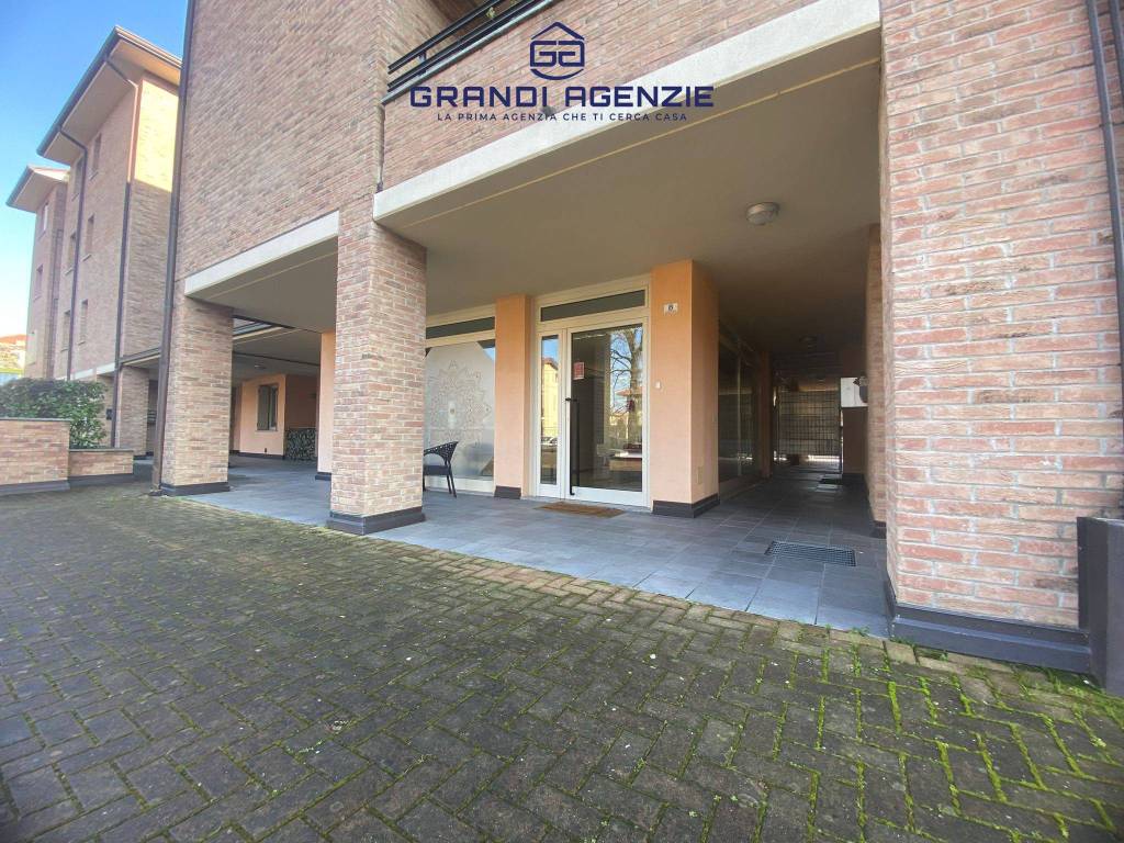 Locale commerciale/cambio destinazione uso_Ristrutturato!!