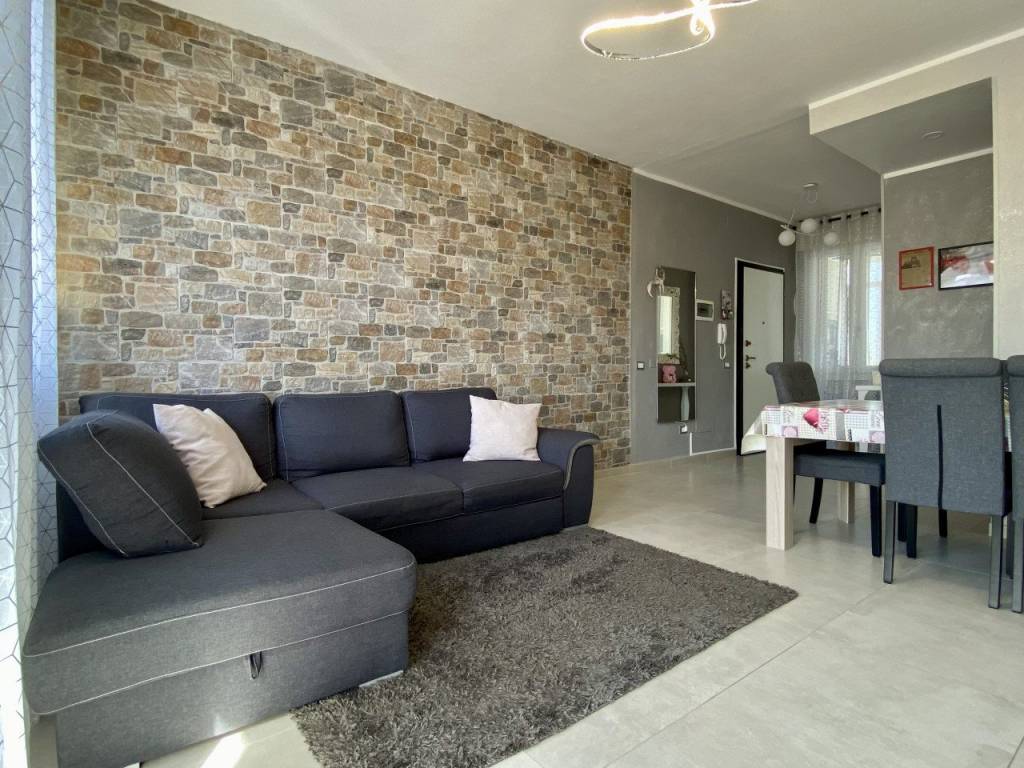 MERCATO NUOVO – Tricamere biservizi con terrazze e garage