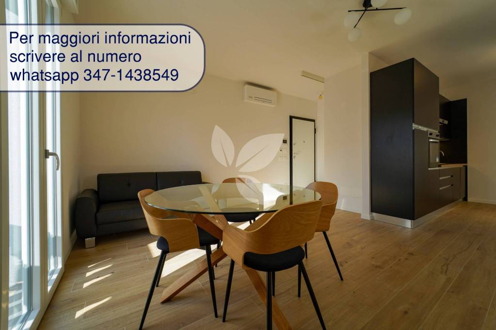 Moderno bilocale ristrutturato con doppio balcone