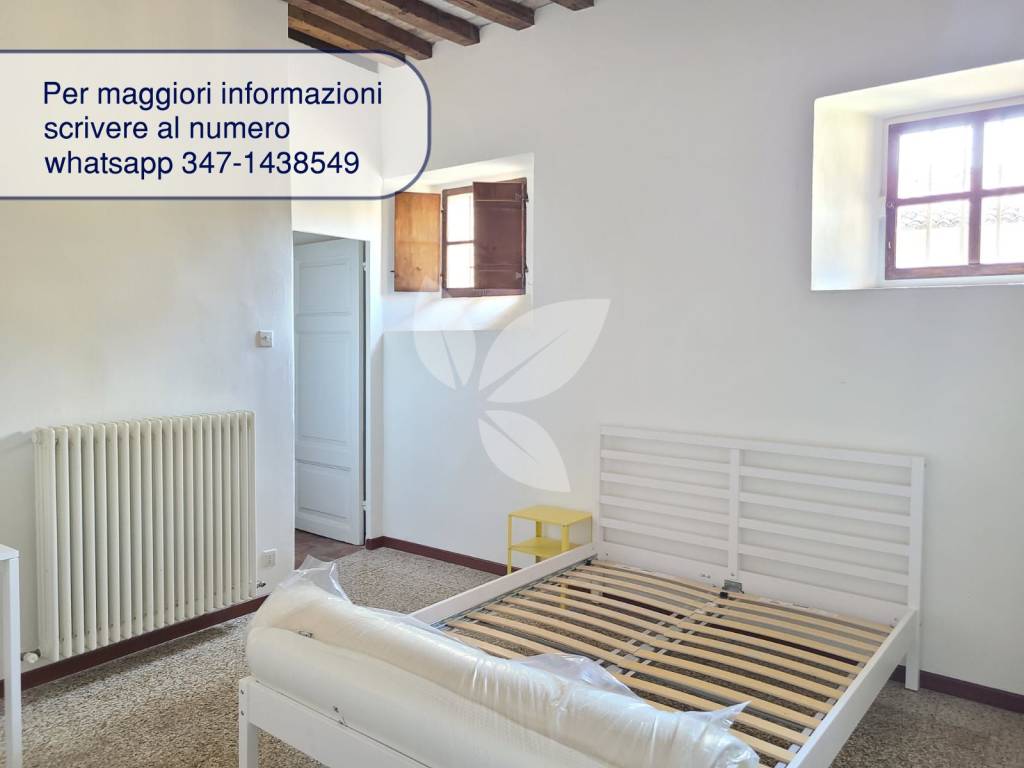 Stanza per studentessa con subentro dal precedente contratto