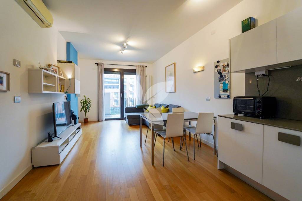 Moderno bilocale venduto arredato e ottimo per investimento