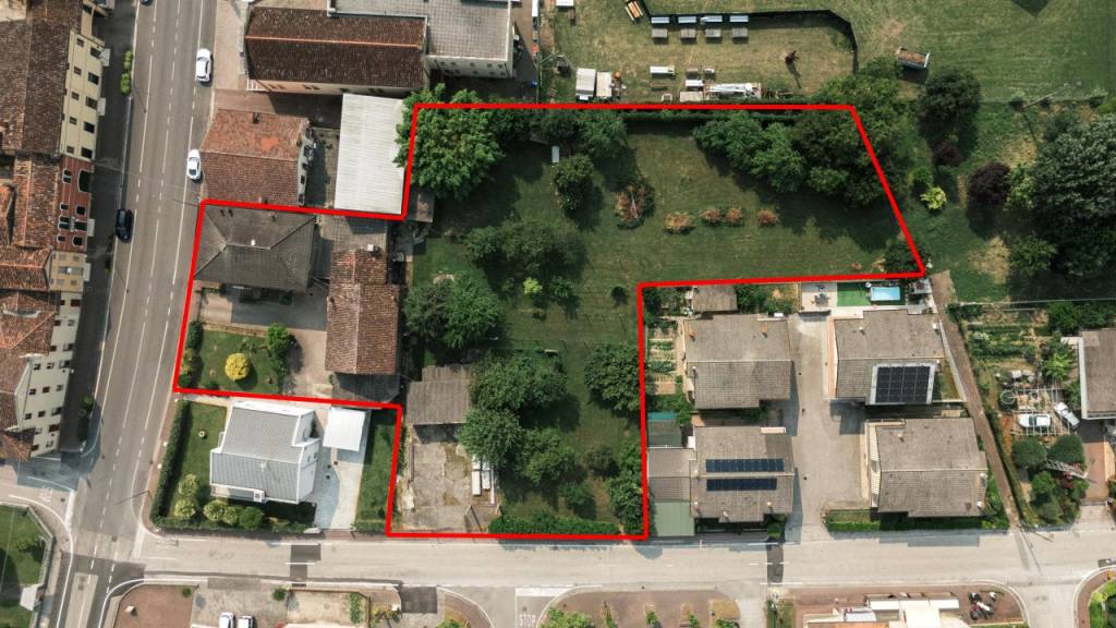 CAMPIGLIA DEI BERICI – Complesso residenziale in centro paese