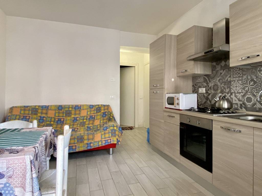 STRADA MAROSTICA – Mini appartamento al piano terra con balcone