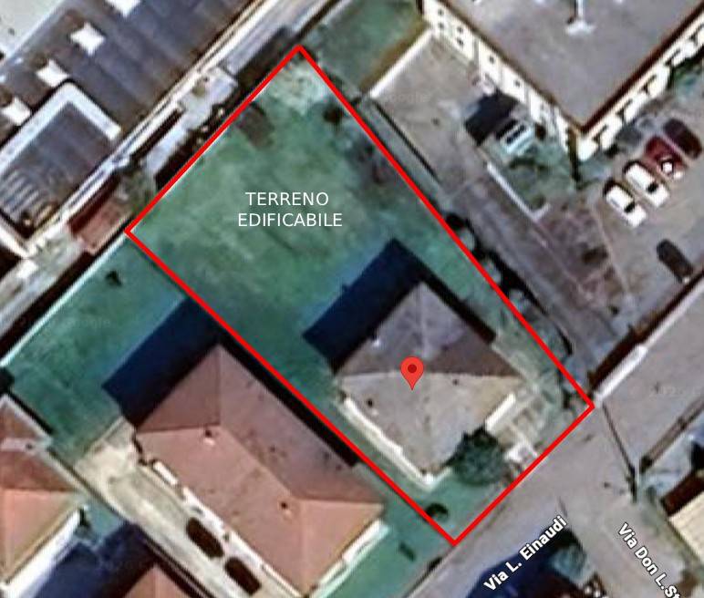 MONTECCHIO MAGGIORE – Casa indipendente con ampio terreno edificabile