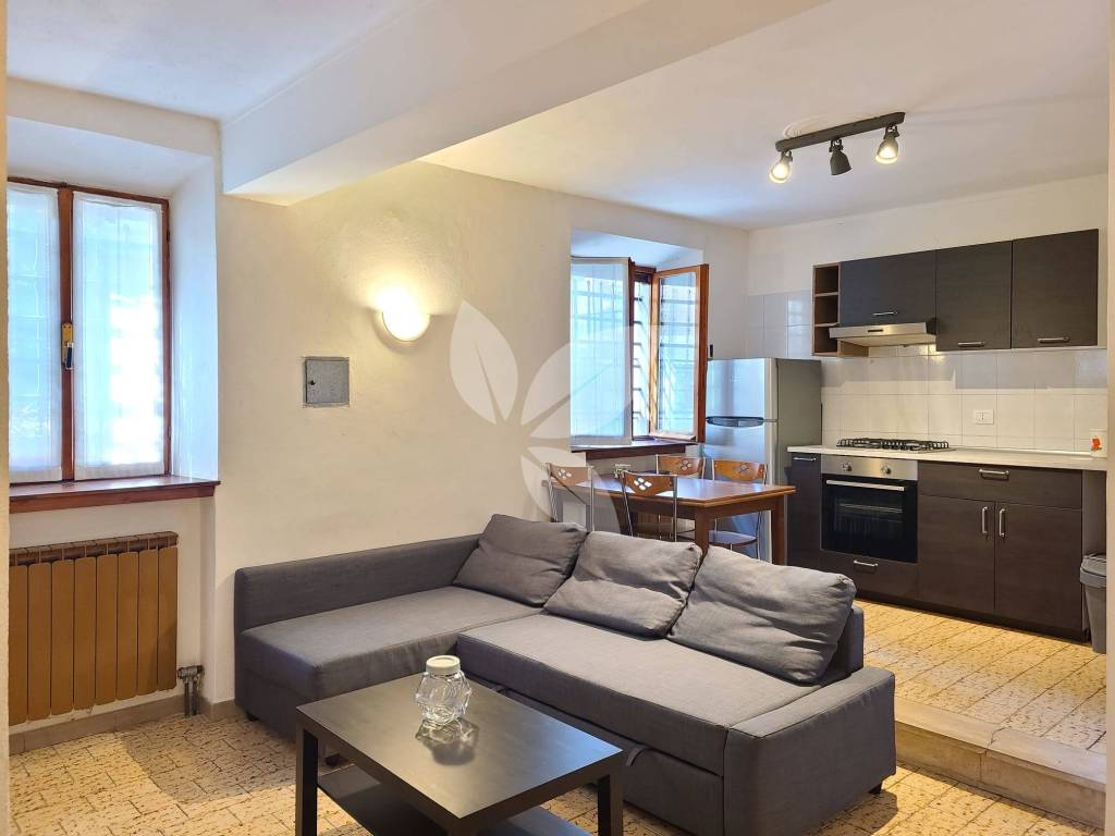 Pratico bilocale in buone condizioni, già a REDDITO!