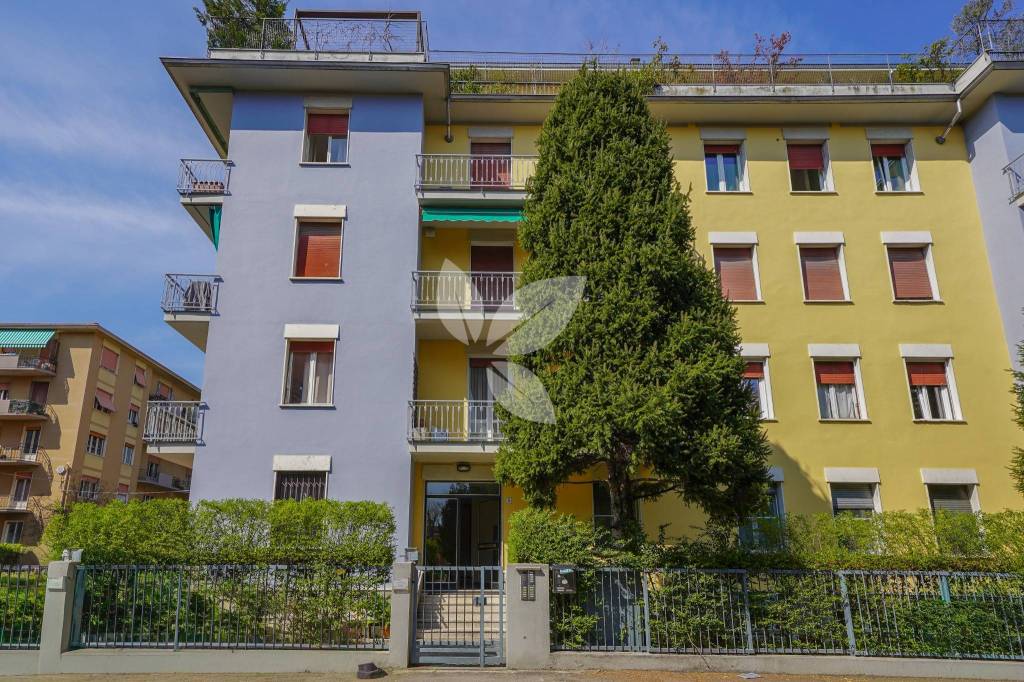 Comodo e pratico bilocale con balcone e cantina. Cittadella.
