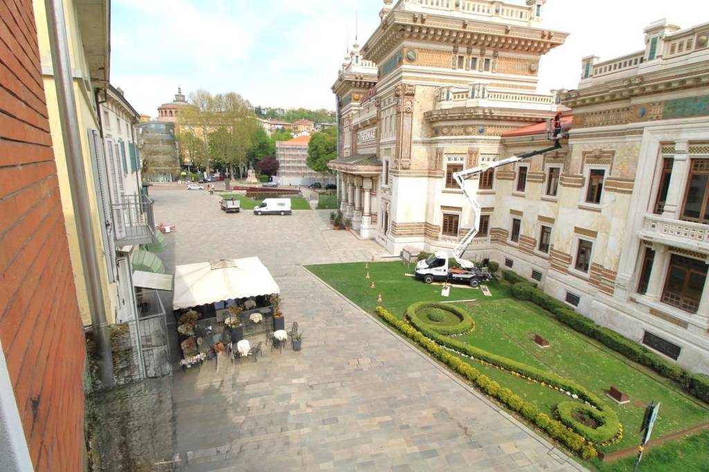 Investimento raro,struttura davanti alle Terme Berzieri