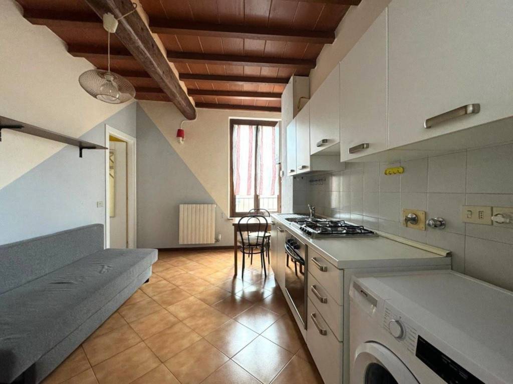 Pratico e comodo bilocale, nel cuore dell’Oltretorrente!