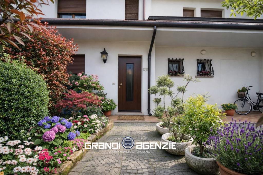 SPLENDIDA SCHIERA INDIPENDENTE