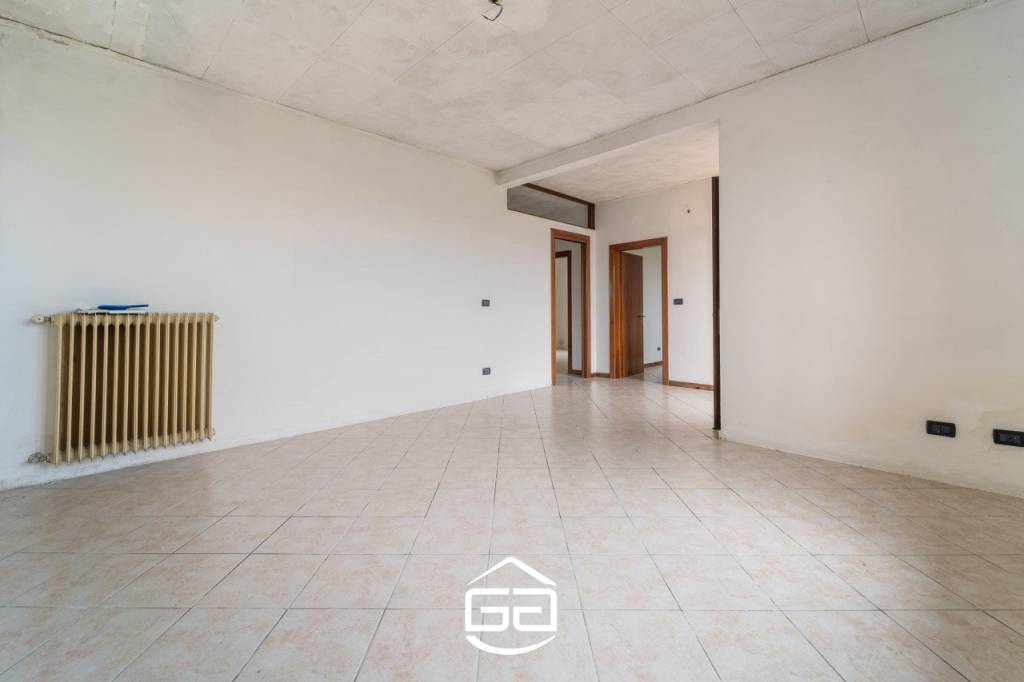 GRISIGNANO DI ZOCCO – Casa singola con giardino