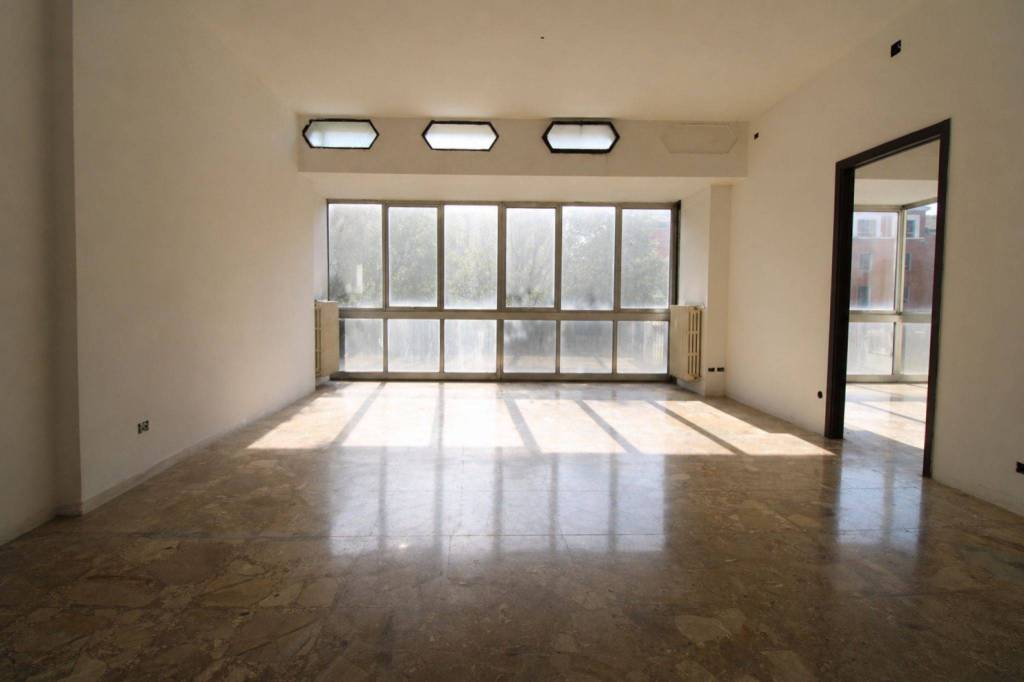 Ufficio di rappresentanza in centro a Fidenza: 122 mq!