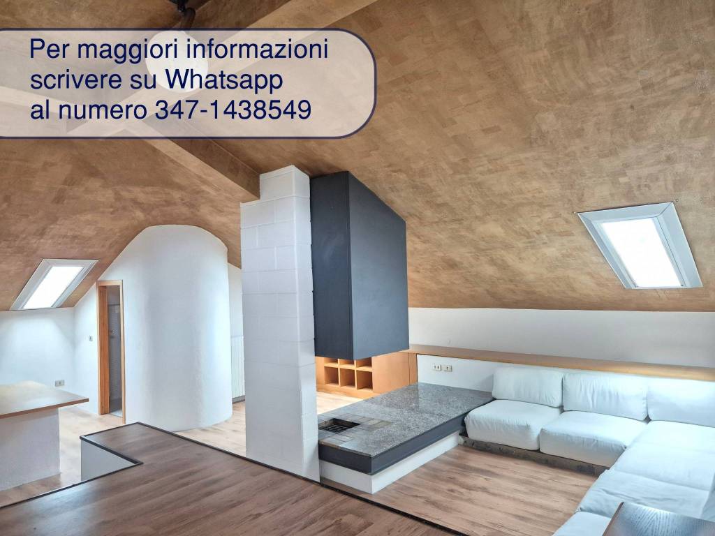Luminoso quadrilocale su 2 livelli non arredato, con garage.