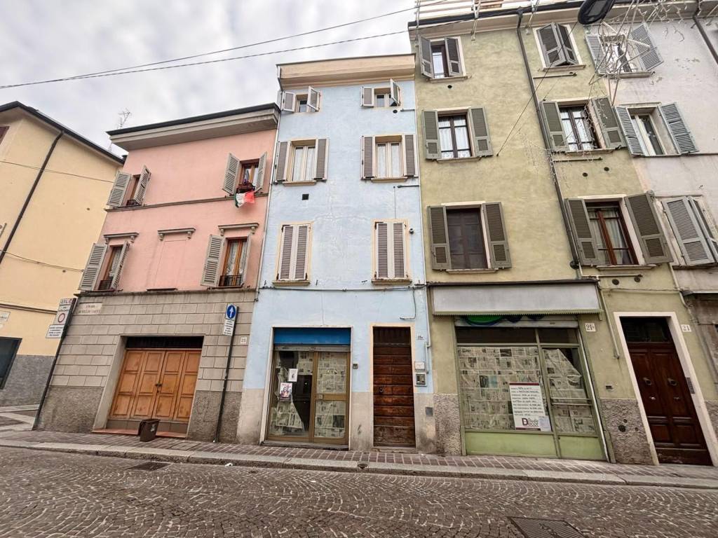Monolocale ristrutturato. Ottimo per uso investimento.