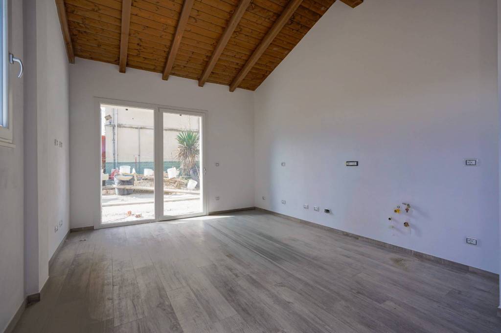 Bilocale in casetta indipendente tutta ristrutturata!