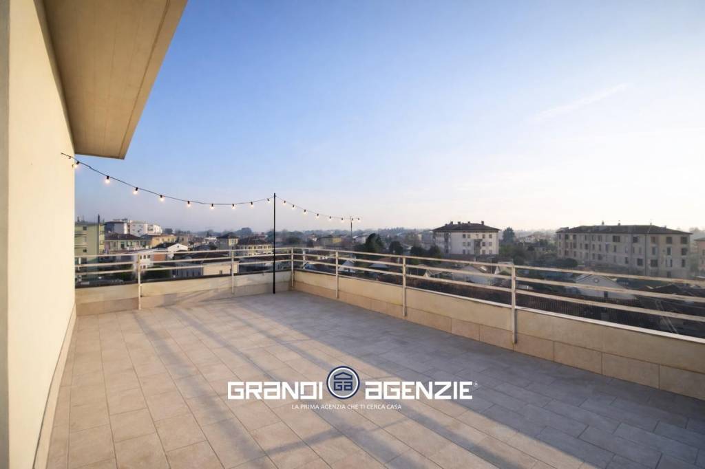 Attico con terrazzone panoramico a Treviso