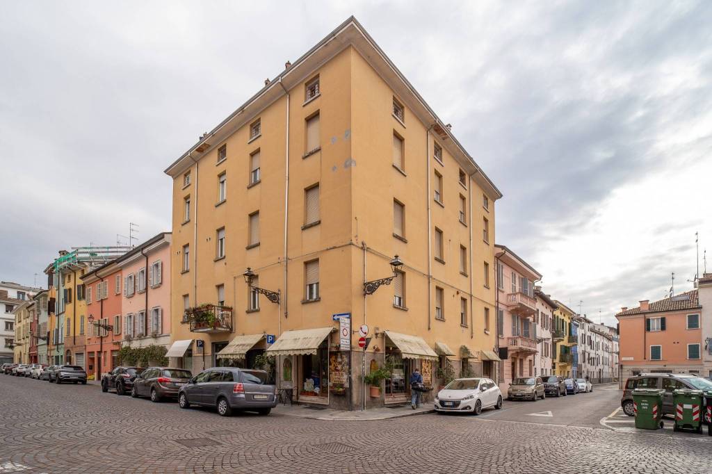TRILOCALE RISTRUTTURATO CON BASSE SPESE