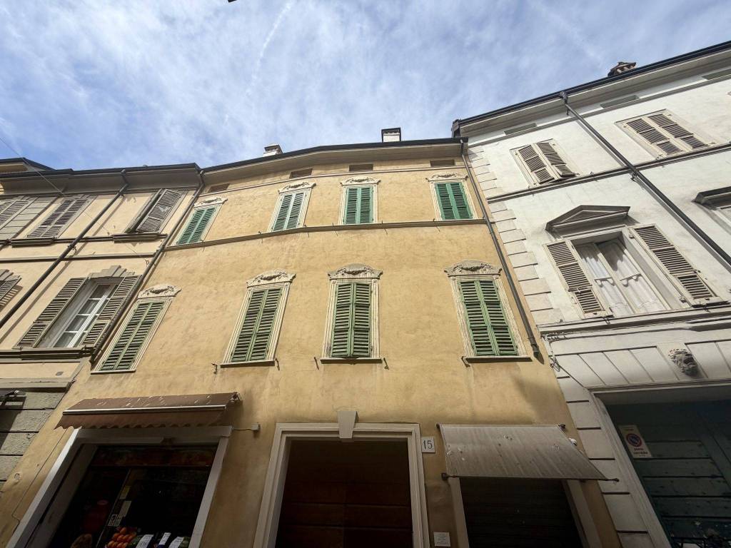 MONOLOCALE NEL CUORE DEL CENTRO STORICO OTTIMO INVESTIMENTO!