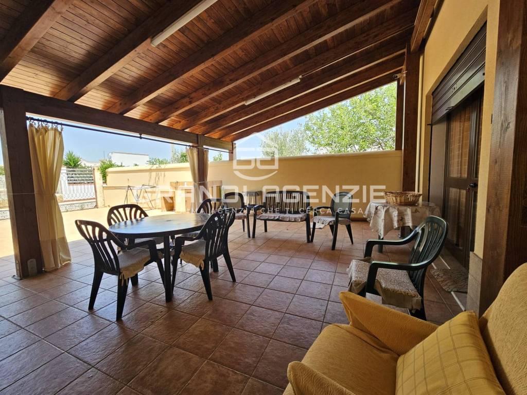 Villa indipendente,posizione e spazi strategici!Ottimo stato