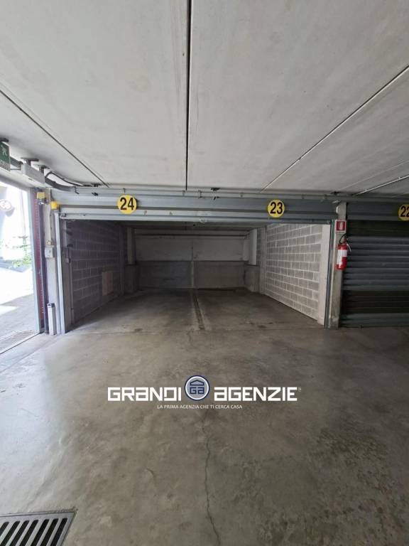 Prestigioso garage doppio in Centro Storico