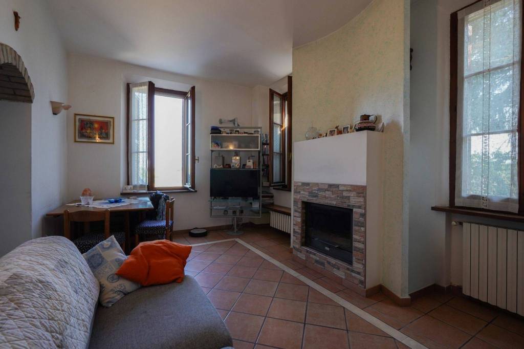 Duplex in bifamiliare con giardino e garage_Vicofertile