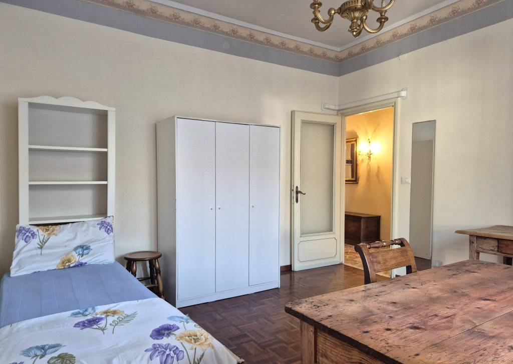 Appartamento adattabile per 2 o 3 studenti max